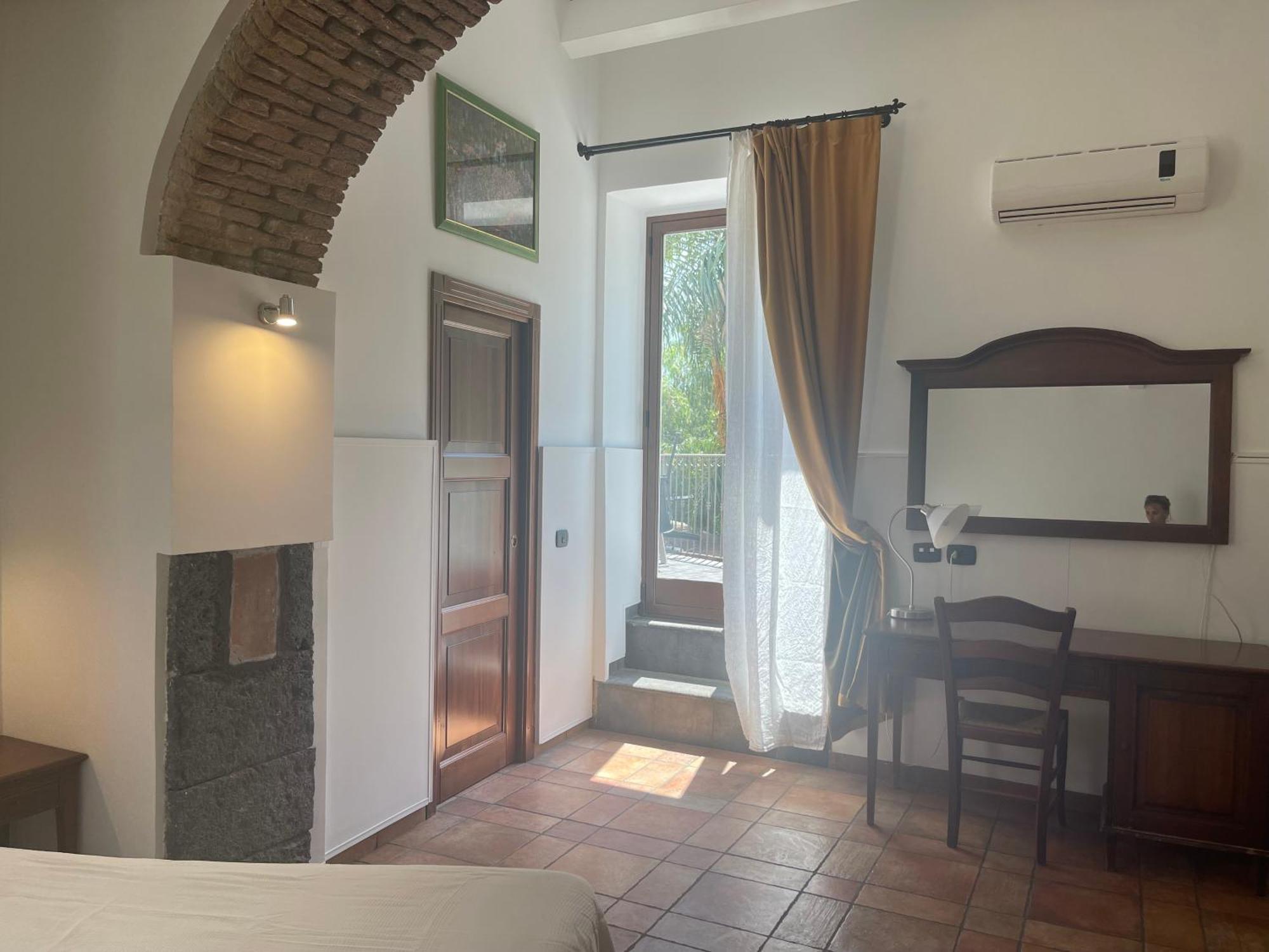 אסראלה Hotel Capomulini 3 Stelle מראה חיצוני תמונה