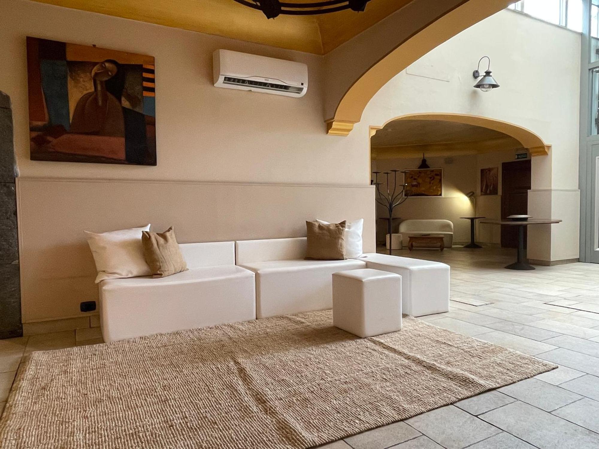 אסראלה Hotel Capomulini 3 Stelle מראה חיצוני תמונה
